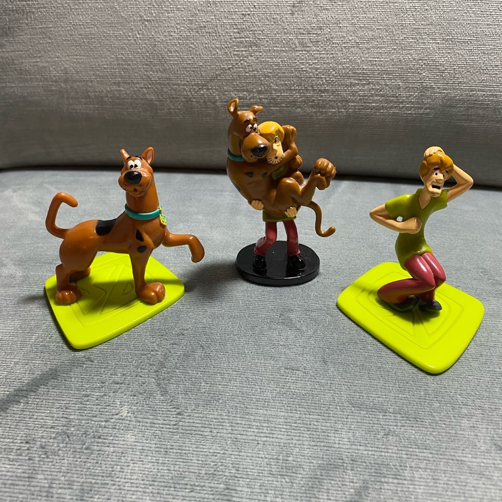 Vintage Scooby Doo Action Figure Set Hanna Barbera, Scooby, Shaggy, and pair